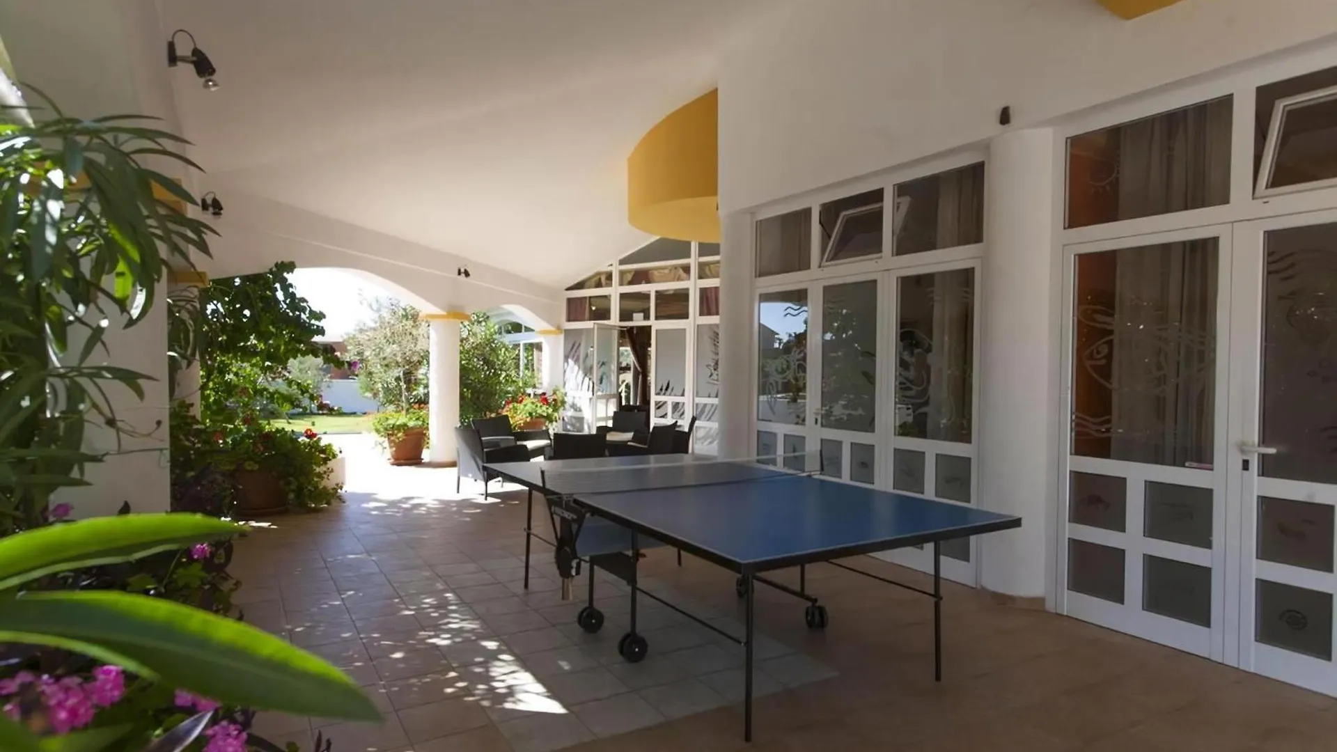 펜션 Villa Mit Garten Und Pool Fuer Die Ganze Familie 포메르