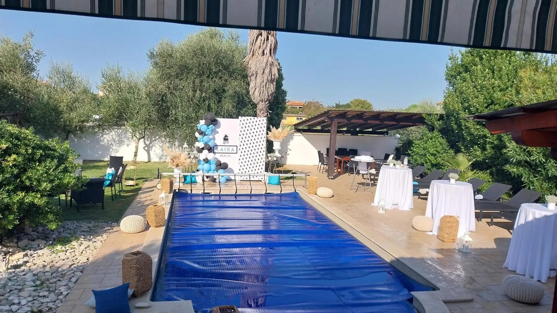 Villa Mit Garten Und Pool Fuer Die Ganze Familie 포메르