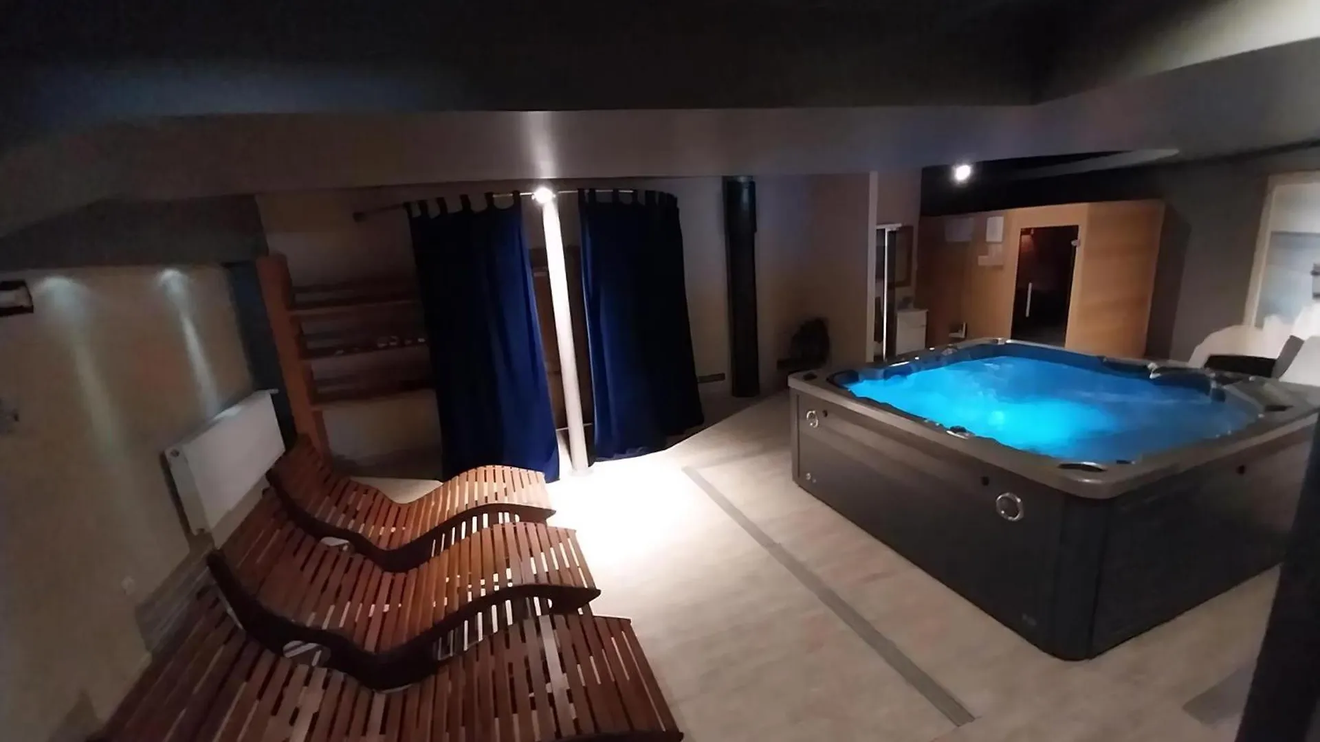 Holiday home Villa Mit Garten Und Pool Fuer Die Ganze Familie Pomer